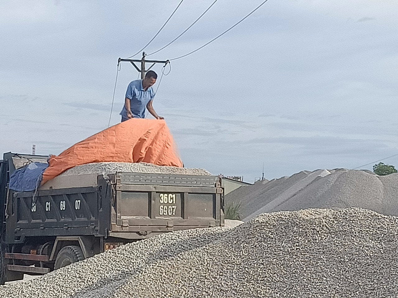 Giải pháp cải thiện công tác an toàn vệ sinh lao động tại các mỏ đá