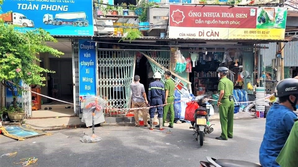 Đà Nẵng: Tiệm tạp hóa cháy lớn, ba mẹ con tử vong trong phòng ngủ