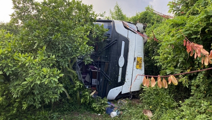 Vụ lật xe khách ở Bắc Giang: Công nhân đang ngủ khi xảy ra tai nạn