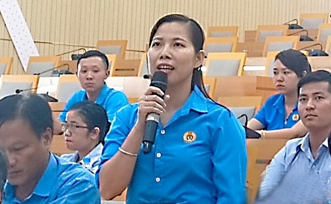 Làm gì để ngăn chặn nạn “tín dụng đen” trong công nhân lao động?