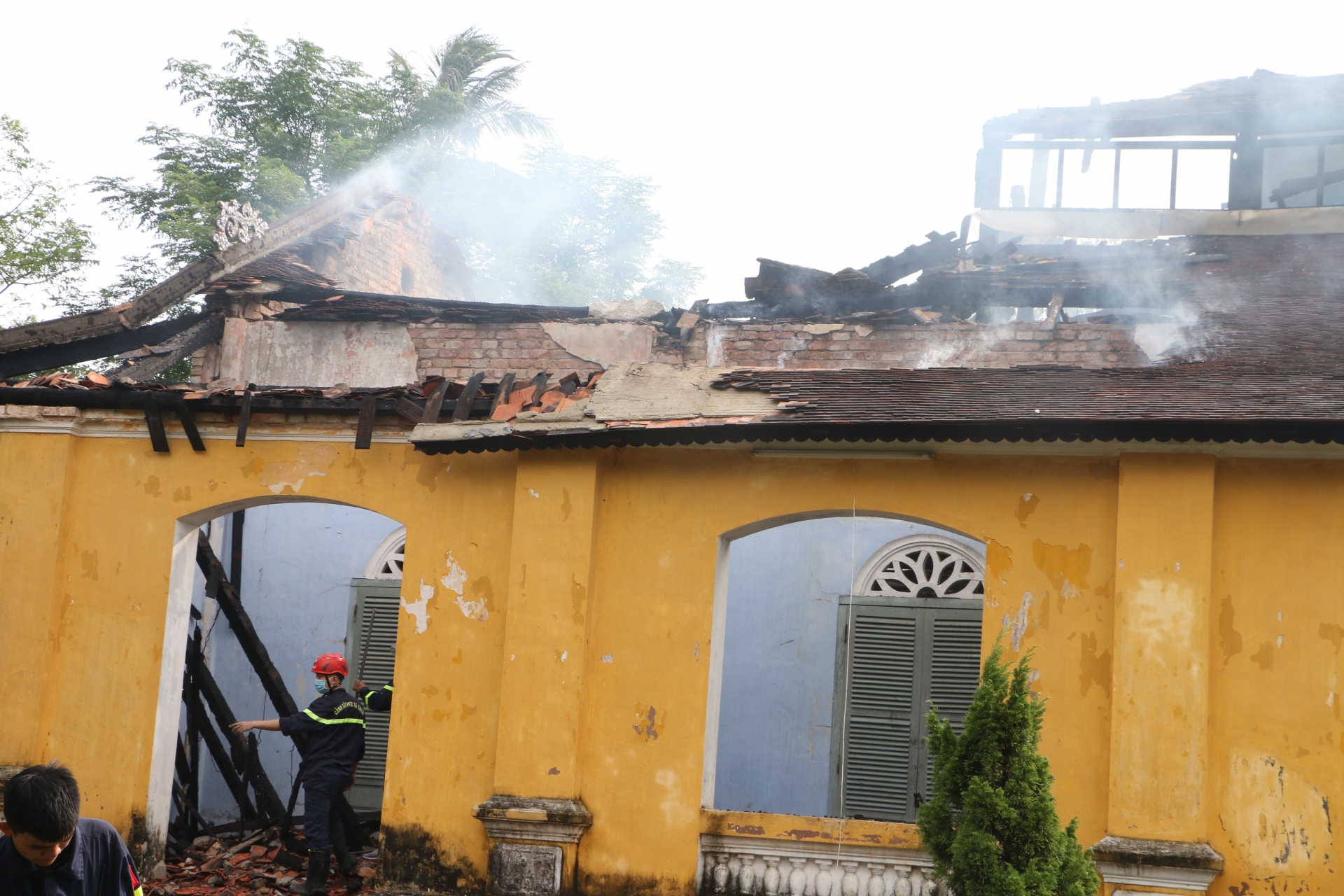 Cháy lớn bên trong di tích Quốc Tử Giám triều Nguyễn