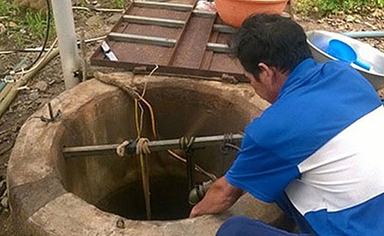 Nhận biết khí độc dưới hầm, giếng sâu bằng cách nào?