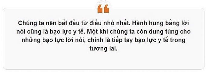 Làm gì để ngăn chặn hành hung nhân viên y tế?: Đừng ví chúng tôi là 'anh hùng' (Bài 3)