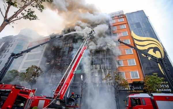 Cháy cơ sở kinh doanh dịch vụ Karaoke: Nguyên nhân và giải pháp phòng ngừa Cháy cơ sở kinh doanh dịch vụ Karaoke: Nguyên nhân và giải pháp phòng ngừa