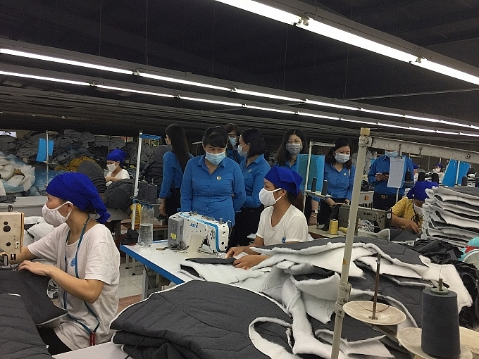 Chú trọng thúc đẩy quyền của lao động nữ trong doanh nghiệp