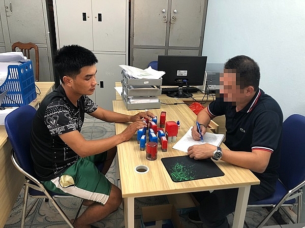 Mua giấy khám sức khỏe giả có thể bị phạt tù tới 7 năm