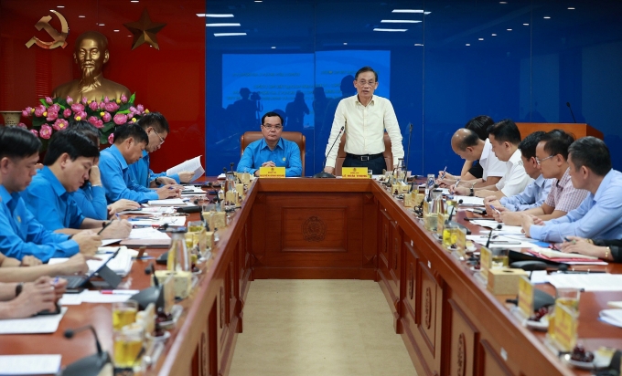 Đoàn công tác Ban Đối ngoại Trung ương làm việc với Tổng LĐLĐ Việt Nam