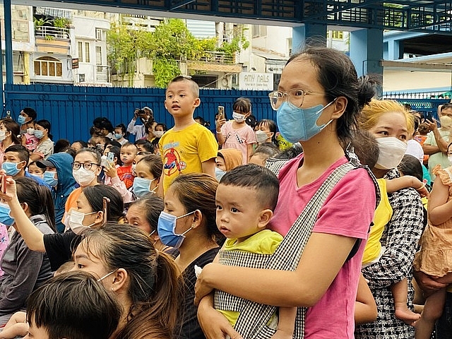 “Đêm hội trăng rằm” xoa dịu nỗi đau bệnh tật cho các bệnh nhi TP. HCM