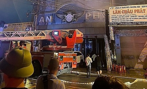 Thủ tướng yêu cầu làm rõ nguyên nhân vụ cháy quán karaoke ở Bình Dương