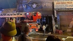 Thủ tướng yêu cầu làm rõ nguyên nhân vụ cháy quán karaoke ở Bình Dương