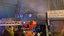 Vụ cháy quán karaoke ở Bình Dương: Cộng đồng bất an, bức xúc về vấn nạn “karaoke bẩn”