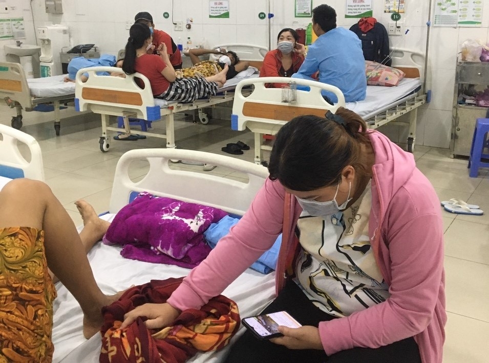 Vụ cháy quán karaoke ở Bình Dương: Nạn nhân thoát chết bằng cách nào?