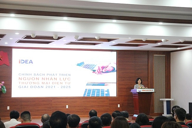 Lệch pha trong đào tạo nhân lực ngành thương mại điện tử