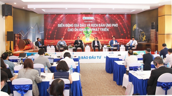 Kịch bản nào cho sự ổn định và phát triển giá dầu trong nước và thế giới