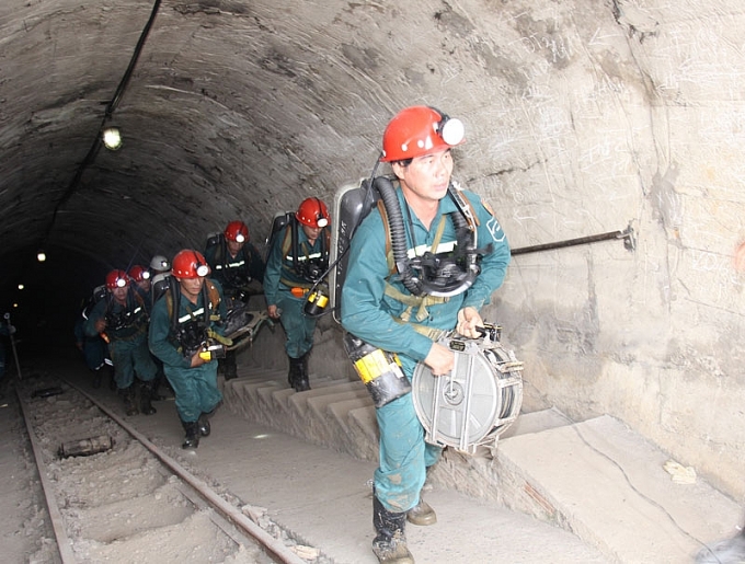 Đảm bảo an toàn lao động cho gần 50.000 lao động làm việc dưới hầm lò