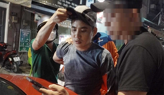 Công an bắt giữ đối tượng Trần Văn Hoài.