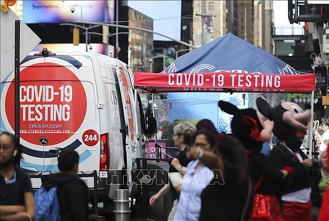   Một điểm xét nghiệm COVID-19 tại New York, Mỹ hồi tháng 6 khi phát hiện biến thể mới. Ảnh: THX/TTXVN