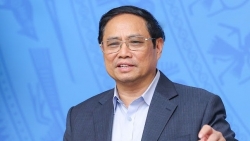 Thủ tướng: Cần giải quyết dứt điểm tình trạng thiếu thuốc và vật tư y tế