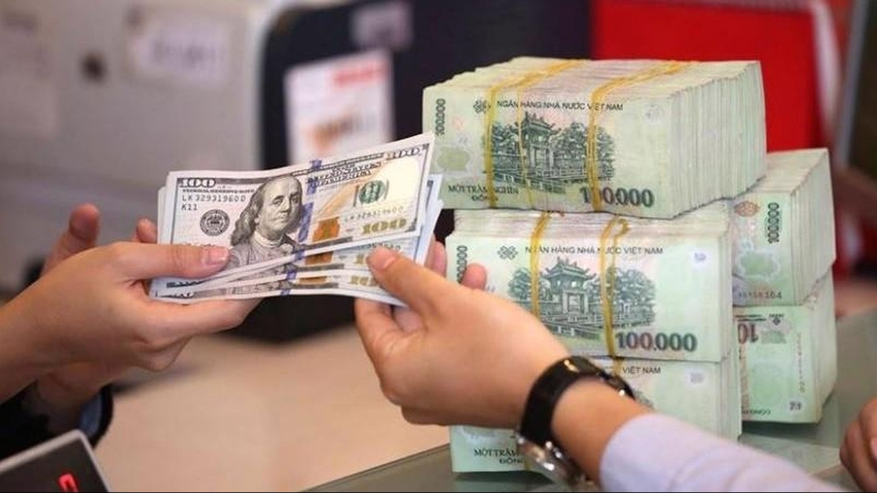 Tỷ giá trung tâm giảm nhẹ bất chấp chỉ số DXY đang phục hồi