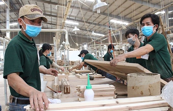 Tình trạng giảm đơn hàng, công nhân bị mất việc dự báo sẽ kéo dài đến bao lâu?