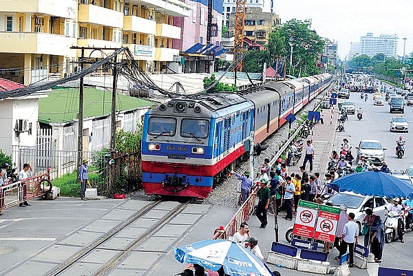 Lập Ban chỉ đạo phục vụ nhu cầu đi lại của người dân và vận chuyển hàng hóa dịp Tết