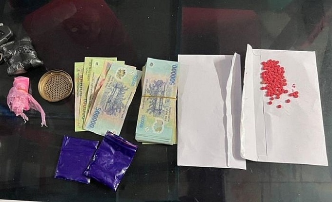 Nghệ An: Phá ổ nhóm chuyên bán ma túy cho công nhân trong khu công nghiệp