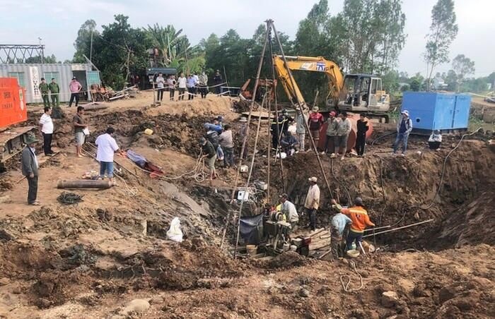 Vụ bé 10 tuổi rơi ống sâu 35m: Đã bước sang ngày thứ 10