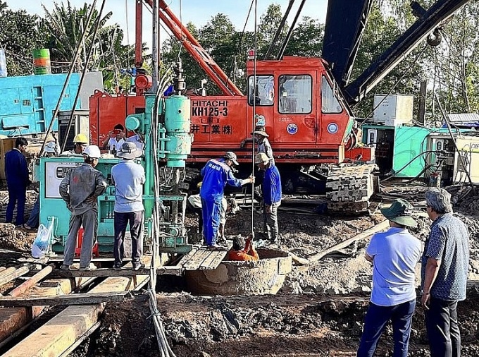 Vụ em bé rơi xuống ống sâu 35 mét: Thiệt hại từ mất an toàn không tính được bằng con số!