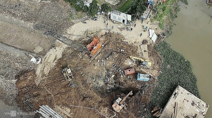 Vụ em bé rơi xuống ống sâu 35 mét: Thiệt hại về an toàn không tính được bằng con số!