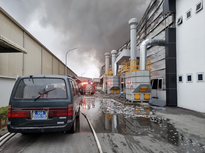 Cháy lớn tại Công ty Hàn Quốc ở Bắc Ninh