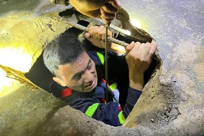 Bộ trưởng Công an gửi thư khen lực lượng giải cứu hai bố con kẹt dưới giếng sâu