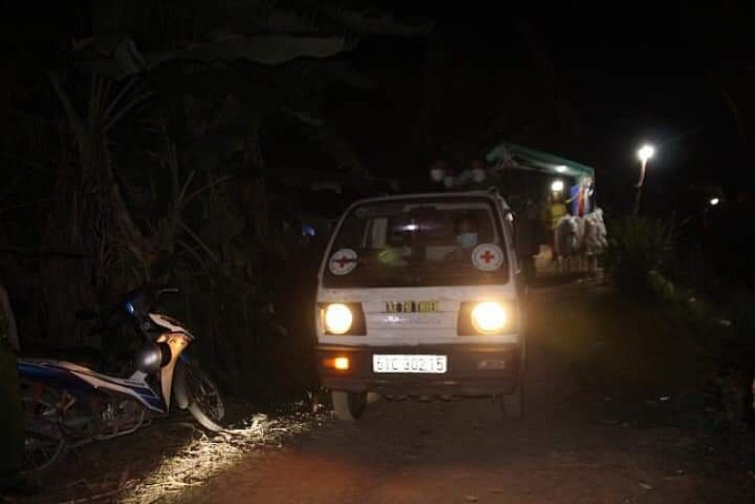 Vụ bé 10 tuổi rơi ống sâu 35m: Đã đưa thi thể Hạo Nam về gia đình an táng