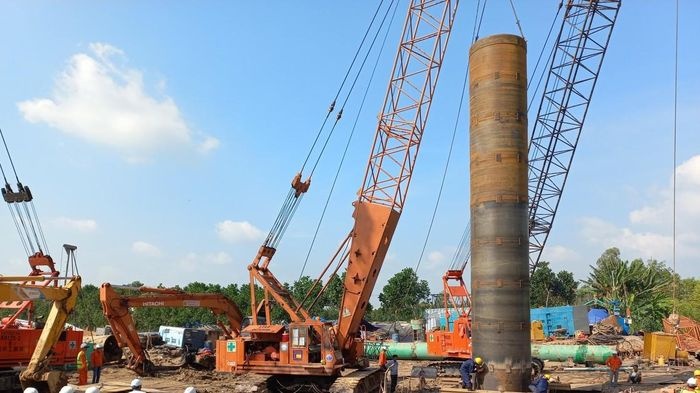 Vụ bé rơi xuống ống sâu 35m: Công tác cứu hộ đã hoàn tất