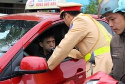 Phạt đến 40 triệu đồng khi lái xe uống rượu, bia ngày Tết