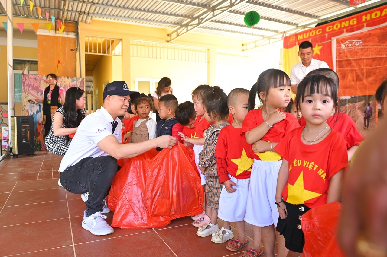 Tổ chức thành công chương trình Sưởi ấm bản cao 2022 tại Tri Lễ, Quế Phong, Nghệ An Tổ chức thành công chương trình Sưởi ấm bản cao 2022 tại Tri Lễ, Quế Phong, Nghệ An