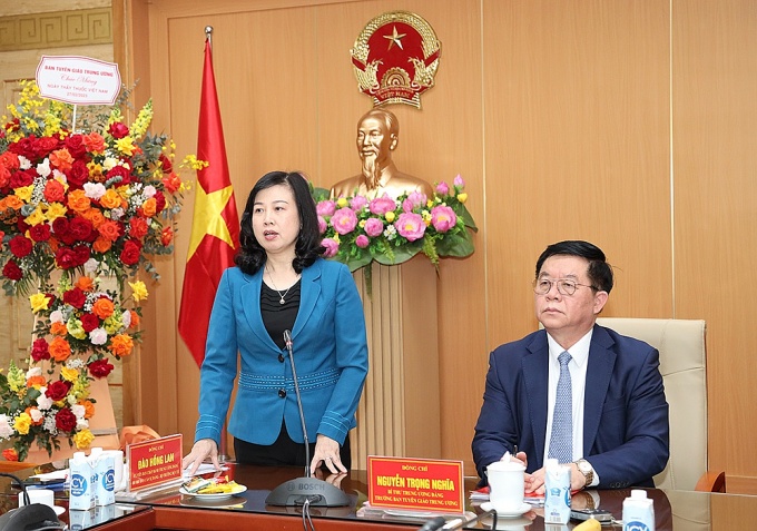 Trưởng Ban Tuyên giáo Trung ương thăm, làm việc với Bộ Y tế