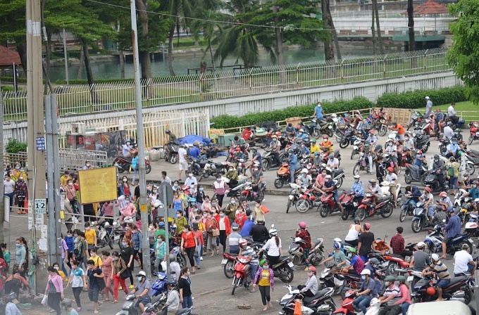 Xem xét mức hỗ trợ tốt nhất cho người lao động tại Công ty PouYuen Việt Nam