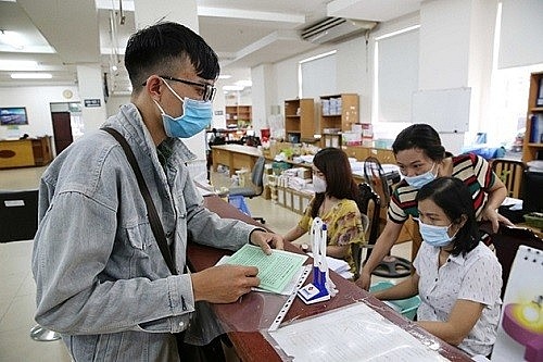 Bảo hiểm thất nghiệp hỗ trợ người lao động duy trì việc làm