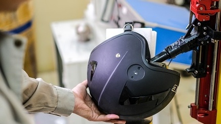 Hiểu về mã CR trên mũ bảo hiểm cho người đi mô tô, xe máy