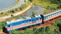 Đề xuất sửa quy định về độ tuổi của người được cấp phép lái tàu