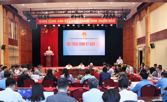 Nhiều ý kiến đề nghị Hội đồng Quốc gia về ATVSLĐ tháo gỡ vướng mắc Nhiều ý kiến đề nghị Hội đồng Quốc gia về ATVSLĐ tháo gỡ vướng mắc