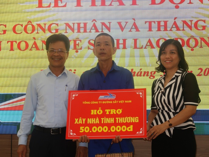 Chăm lo sâu sát, động viên người lao động tin tưởng vào tương lai phát triển của ngành