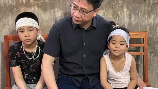 Công đoàn đề nghị xem xét chuyển công tác cho người chồng