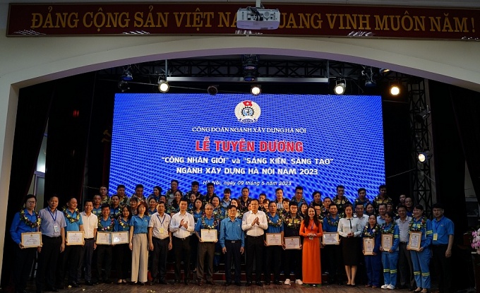 Xây dựng đội ngũ CNVCLĐ có trình độ chuyên môn, tay nghề cao trong ngành Xây dựng