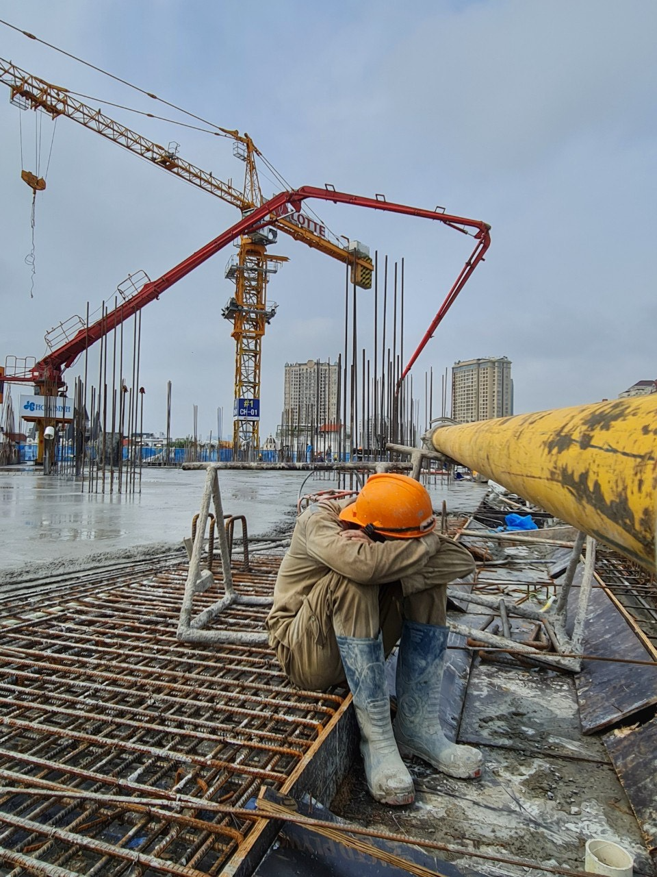 Cần làm gì khi bị say nắng, say nóng hoặc đột quỵ do nắng nóng