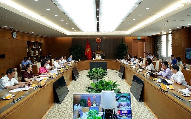 Không thiếu kinh phí, chỉ thiếu cơ chế mua vắc xin cho chương trình tiêm chủng mở rộng