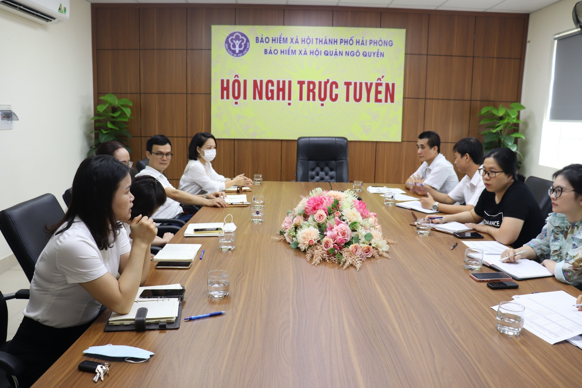 Đẩy mạnh công tác chuyển đổi số, nâng cao chất lượng phục vụ