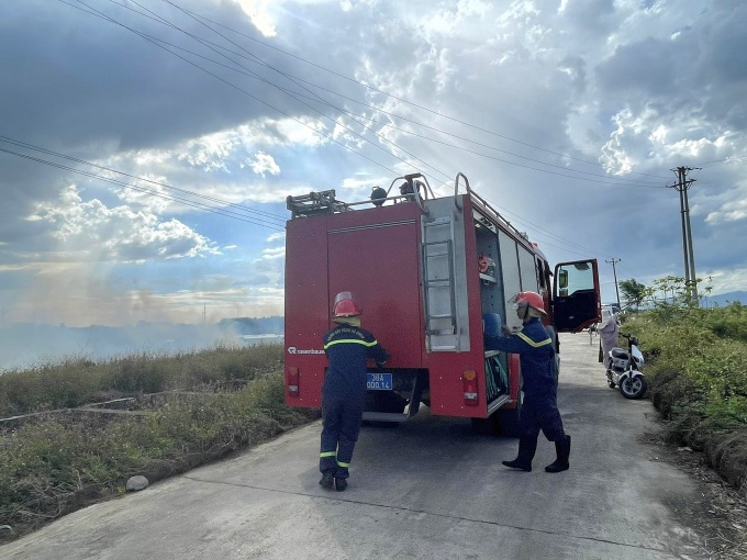 Hà Tĩnh: Ba công nhân bị điện giật thương vong giữa cánh đồng
