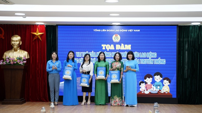 “Công đoàn là “nguồn chi viện” chúng tôi xây  dựng  gia đình hạnh phúc