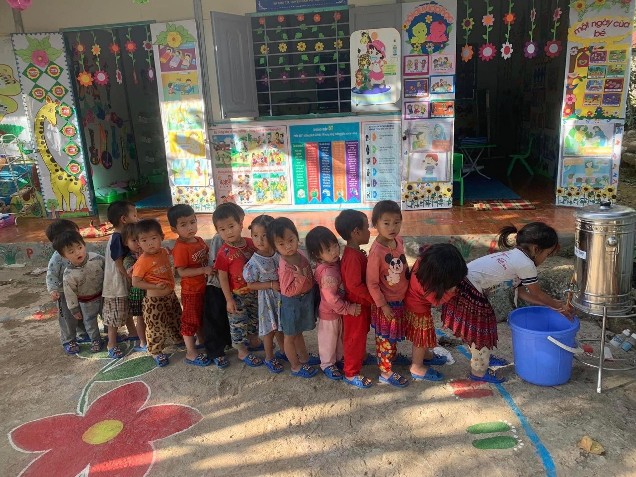 Tâm sự của cô giáo cắm bản: Mong muốn được quan tâm hơn nữa về điều kiện làm việc Tâm sự của cô giáo cắm bản: Mong muốn được quan tâm hơn nữa về điều kiện làm việc